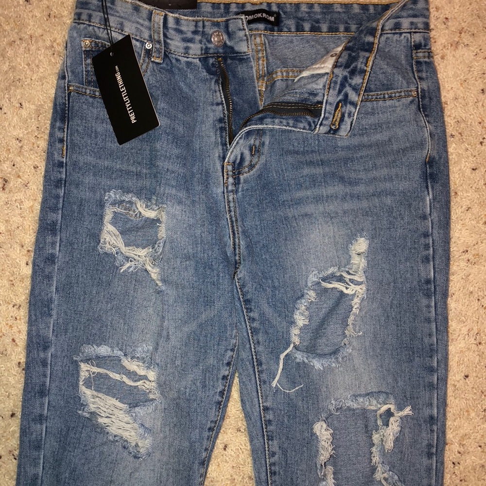 Pretty Little Thing Boyfriend Jeans